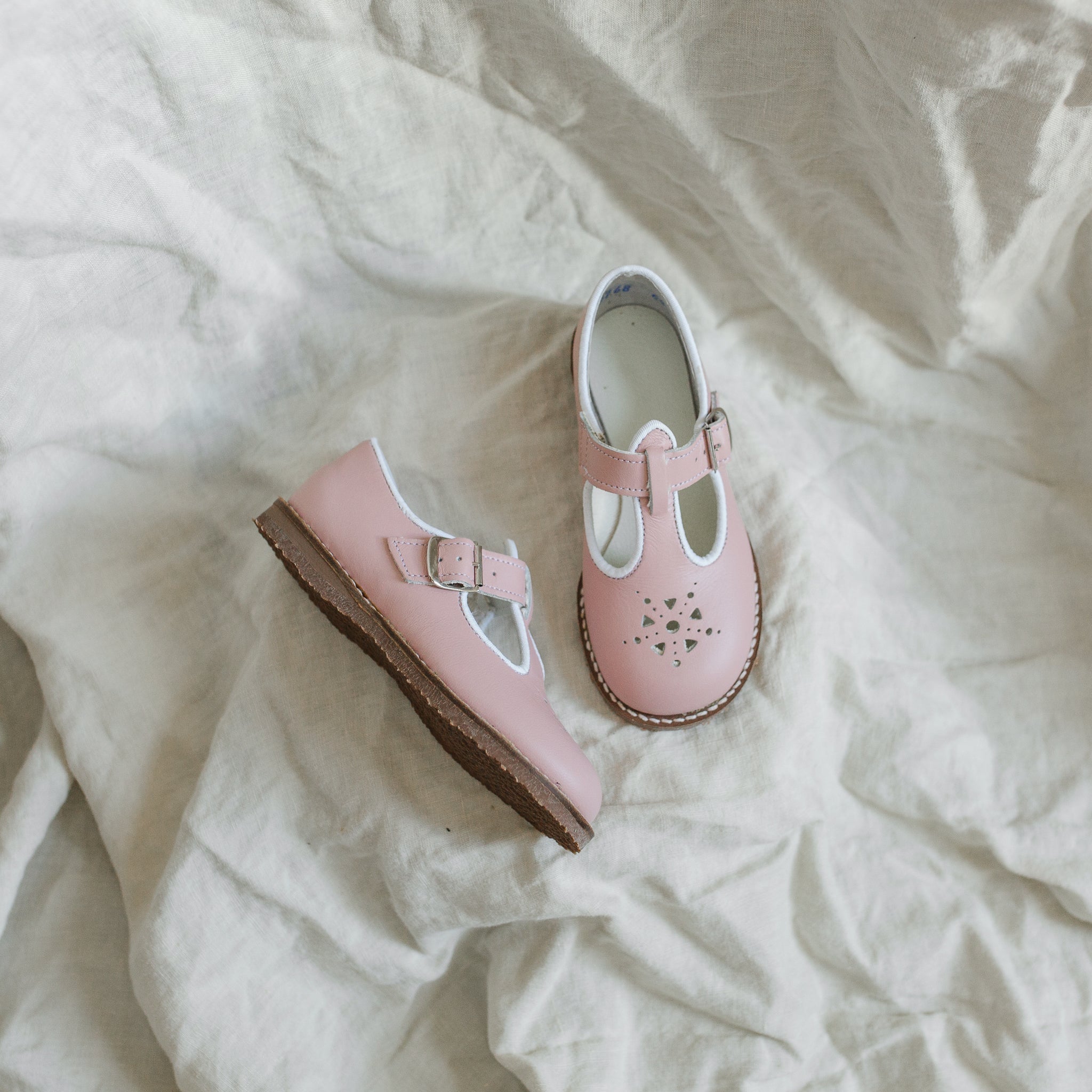 Anna T-Strap in Pink – Zimmerman Shoes