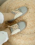 artie leather saddle shoe in color heron fog