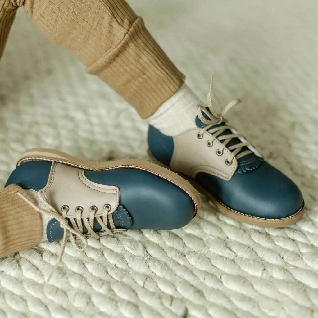 children&#39;s saddle shoe in blue and beige sizes 5-12