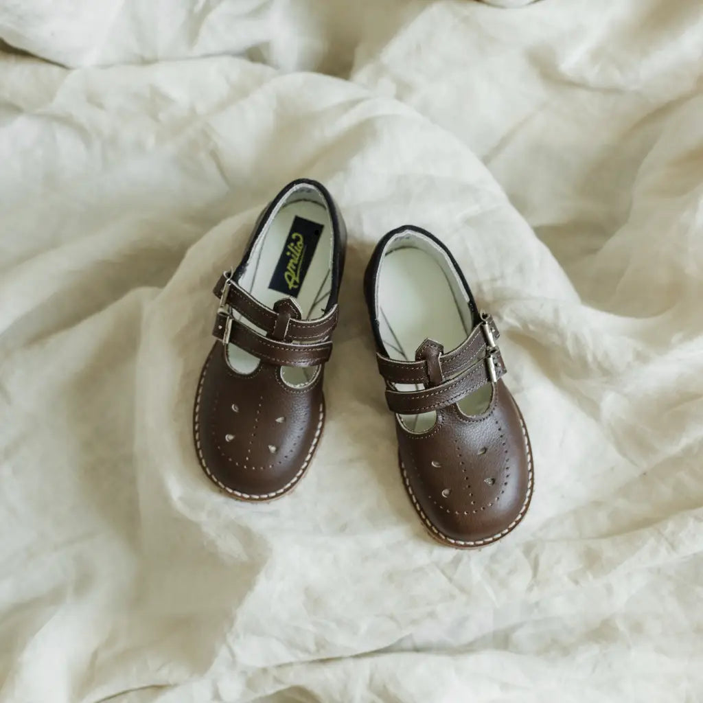 Claire T-Strap Brown – Zimmerman Shoes