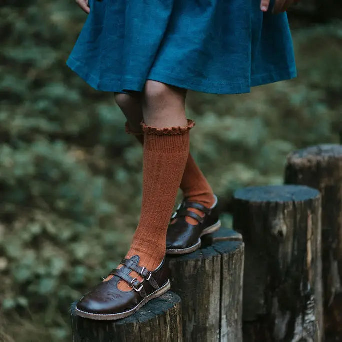 Claire T - Strap - Brown