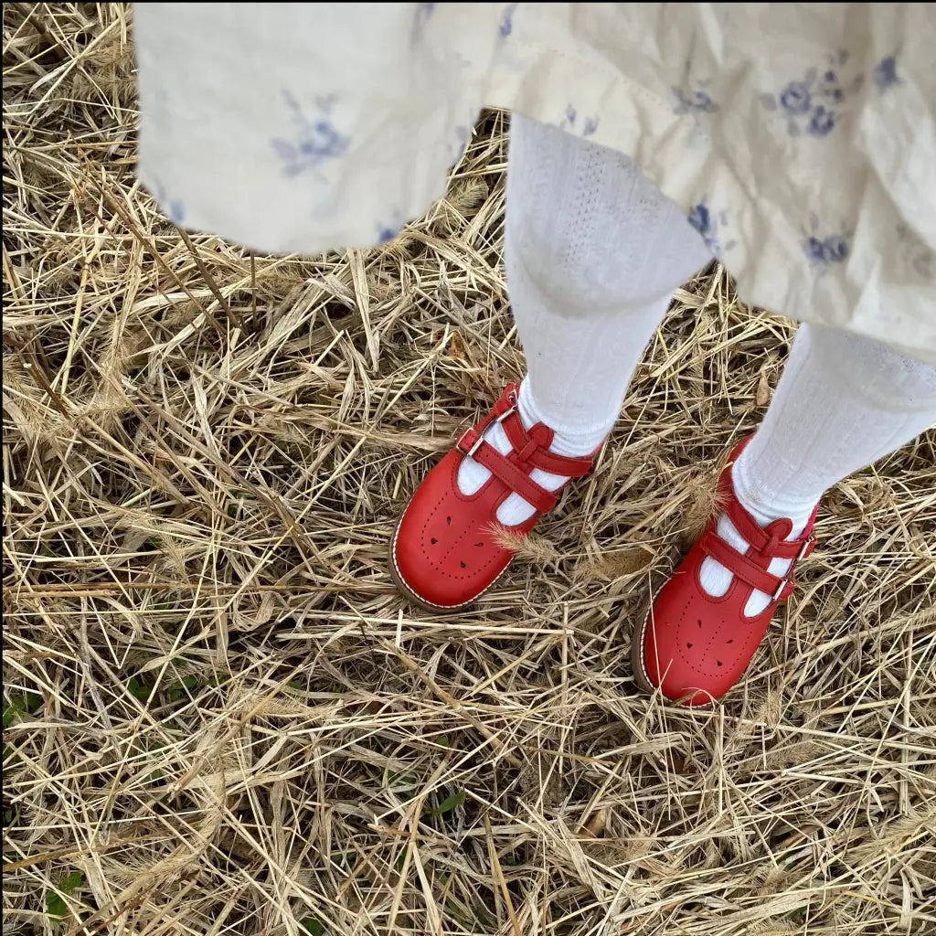 Claire T - Strap - Red