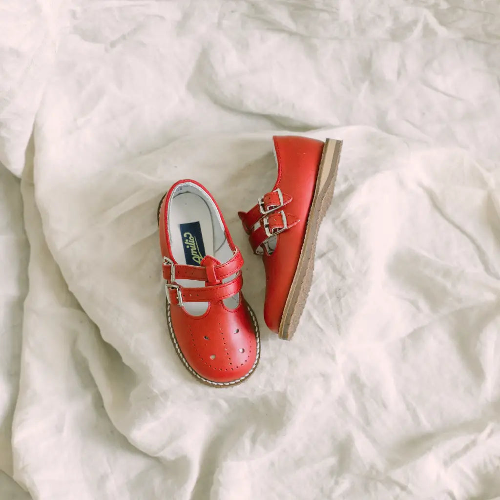 Claire T - Strap - Red
