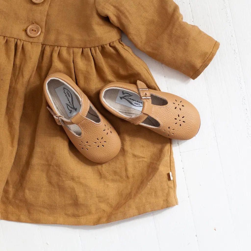 Flora T - Strap - Camel t - straps