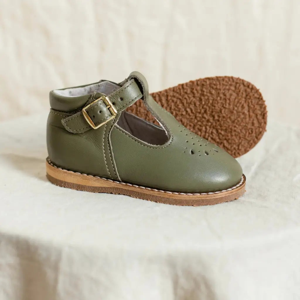Little Girls Leather Dress Shoe Evergreen Leather T Strap Sizes 5 9 Zimmerman Shoes