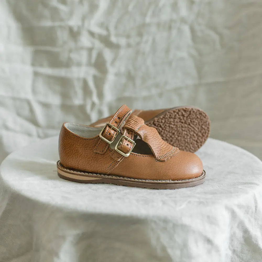 Kiltie T-Strap - Cognac