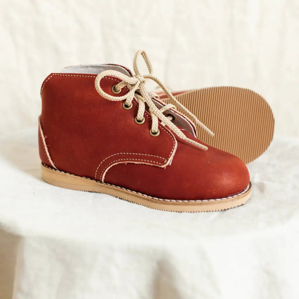 children&#39;s boot in rust sizes 5-12