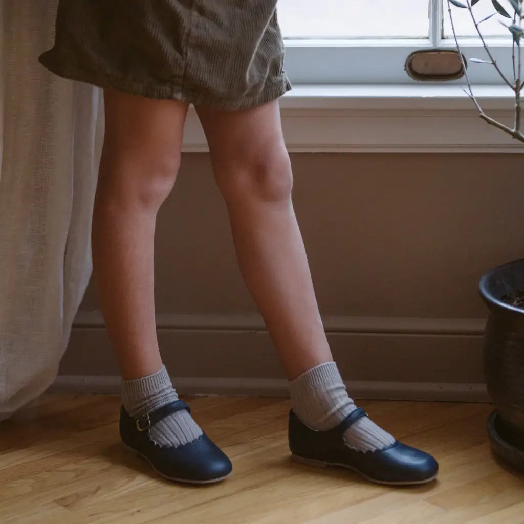 Little Girls Leather Dress Shoe Navy Blue Leather Scalloped Mary
