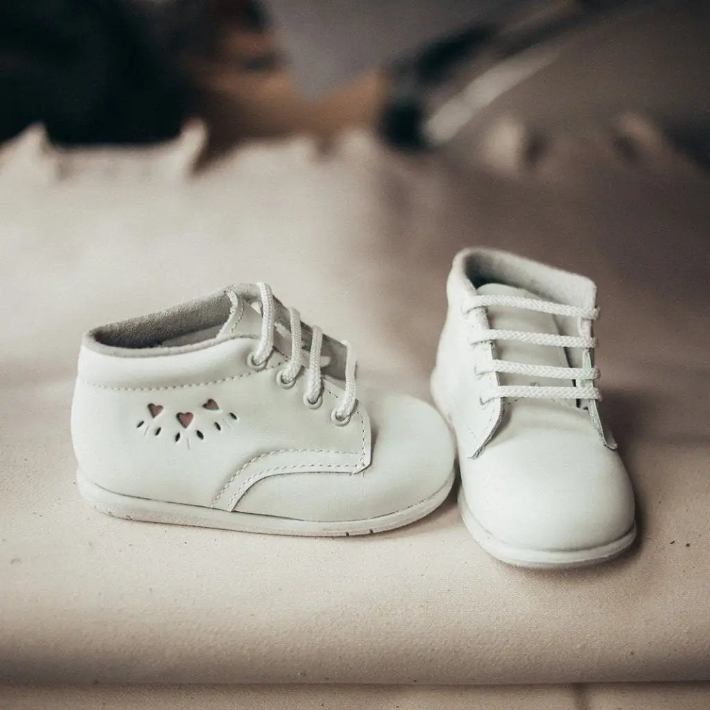 Tulip First Walker - White/Pink – Zimmerman Shoes