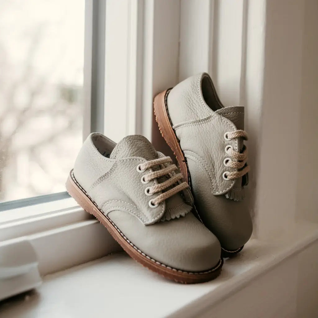 Kiltie T-Strap - Tan