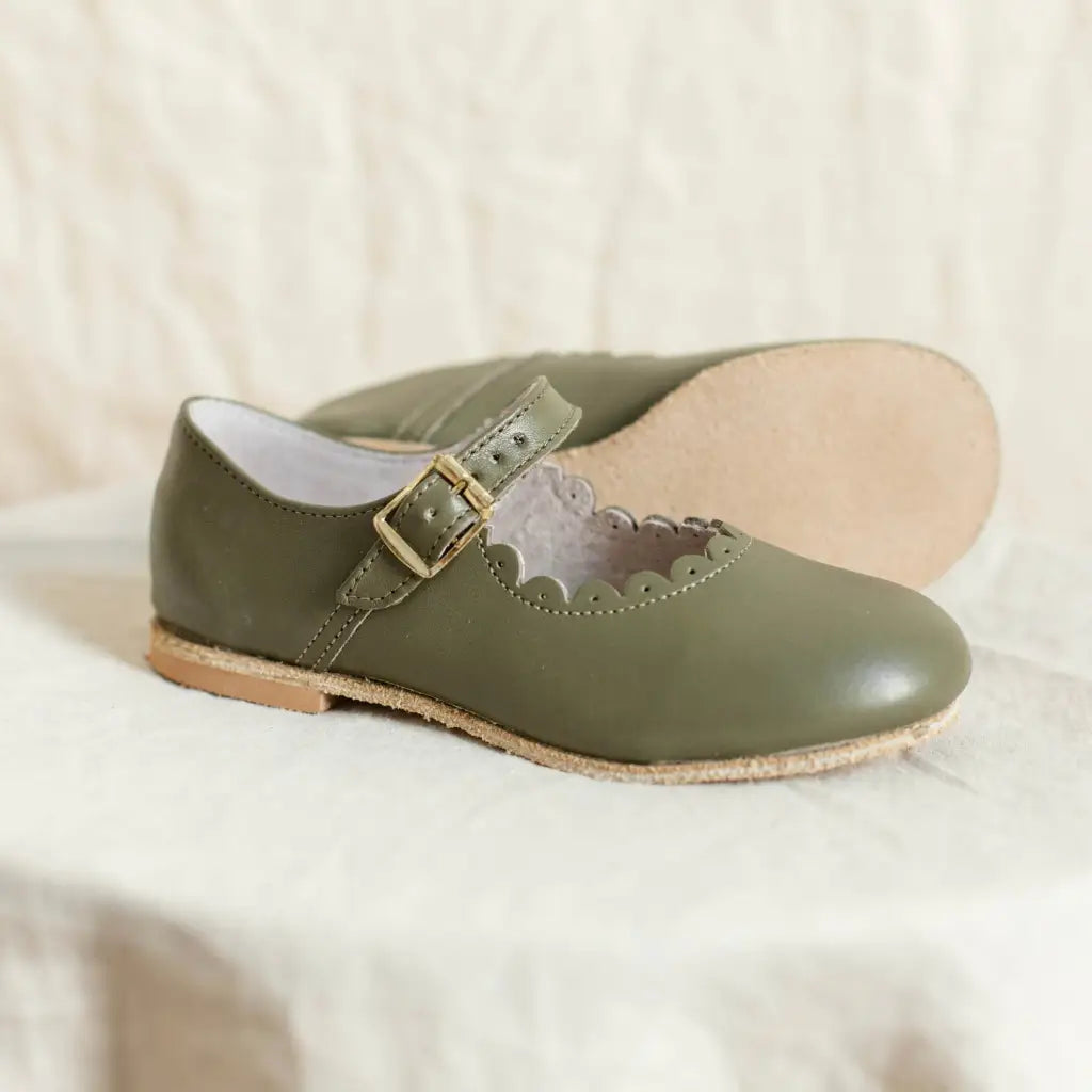 scalloped mary jane children&#39;s shoe in green sizes 4-12
