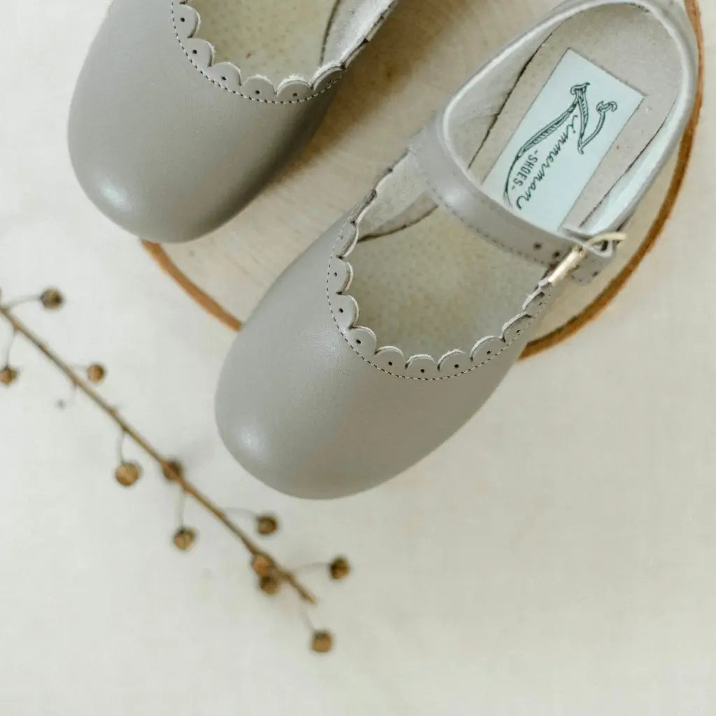 scalloped mary jane children&#39;s shoe in grey sizes 4-12