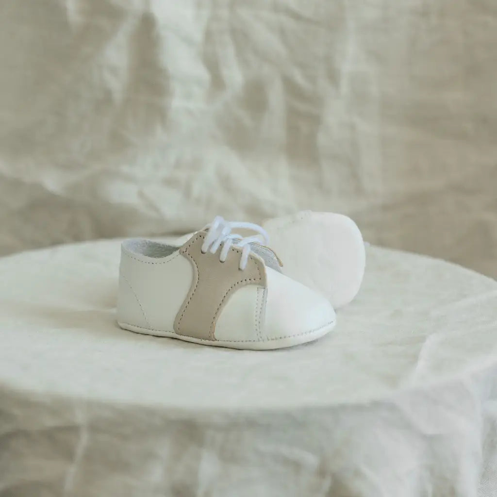 Soft Soled Saddle Shoe - White/Ecru