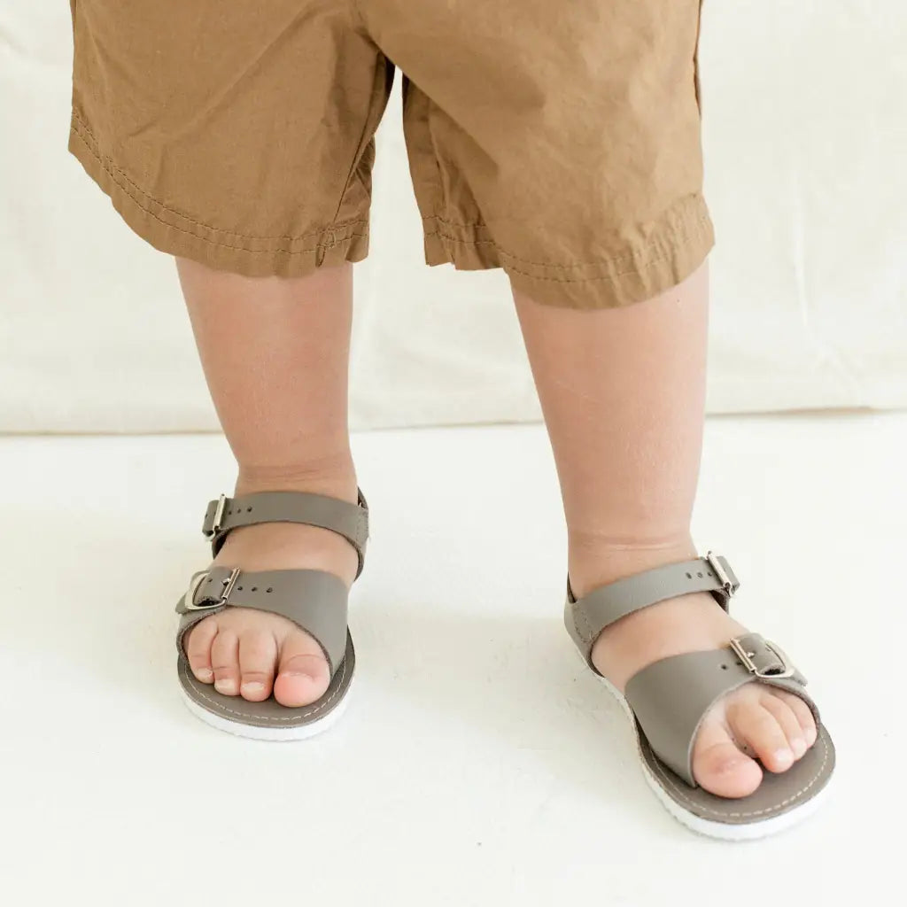 Stevie Sandal - Graphite sandals